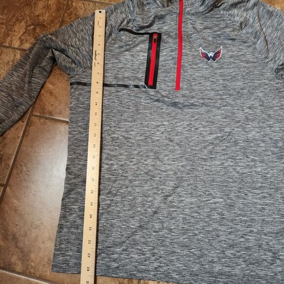 NHL Washington Capitals Quarter-Zip | Men’s Medium | Long Sleeve - Picture 4 of 10